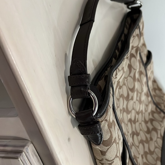 Coach signature leather trim hobo - Picture 8 of 10